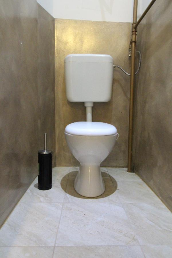 Private Double Bedroom Rf2 Wina Bagian luar foto