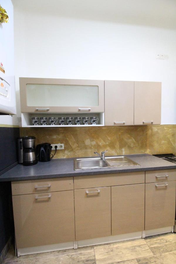 Private Double Bedroom Rf2 Wina Bagian luar foto